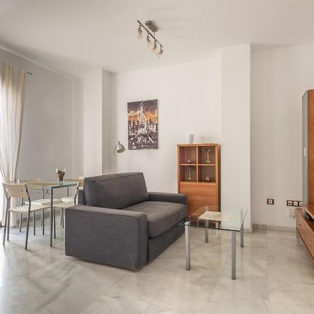 First Floor Close Macarena Church Σεβίλλη Εξωτερικό φωτογραφία